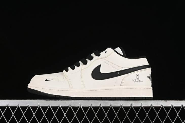 Picture of Air Jordan 1 LOW _SKUfw18028429468383451fw